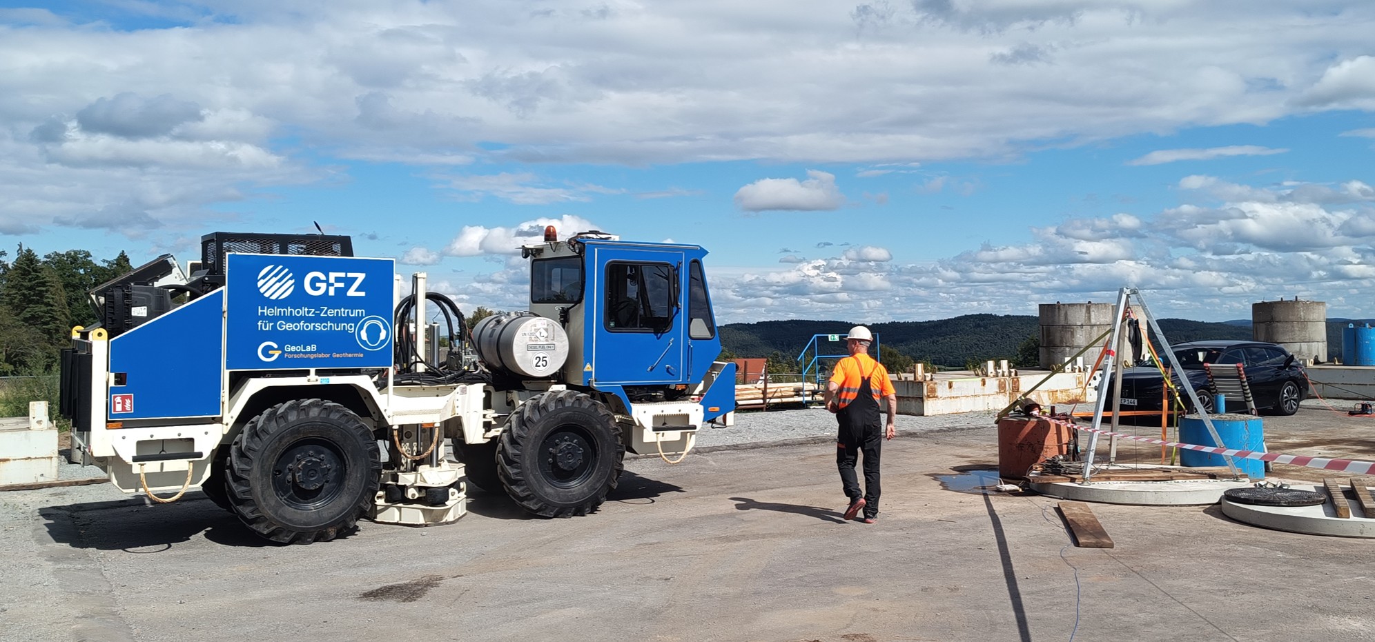 GFZ Vibrotruck on the well site close to the GeoLaB-1 borehole. [photo@s.lüth](Photo@S.Lüth)